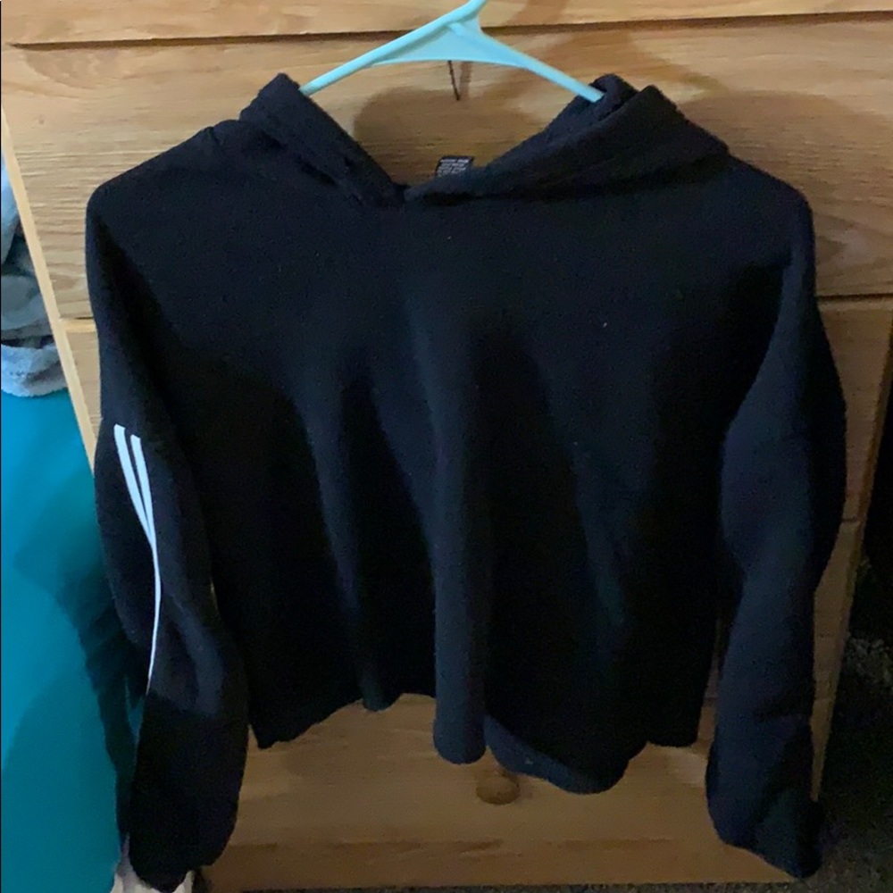 long sleeve cropped top